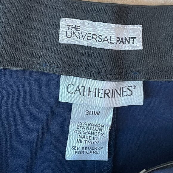 NEW $59 Catherines Womens Plus 30W Universal Capri Navy Pants - Picture 5 of 10
